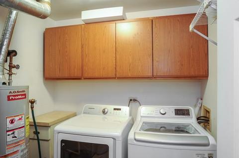 1412 Shore Ct #D-2, Wheeling, IL 60090 photo 11