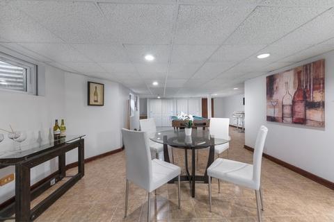 4214 Devonshire Ct, Northbrook, IL 60062 photo 23