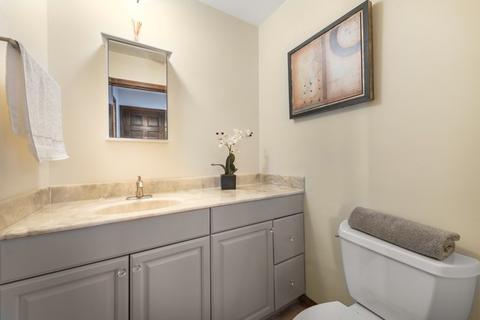 4214 Devonshire Ct, Northbrook, IL 60062 photo 13