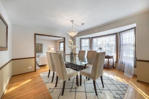 4214 Devonshire Ct, Northbrook, IL 60062 photo 6
