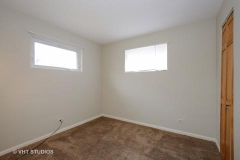 390 Vincent Pl, Elgin, IL 60123 photo 6