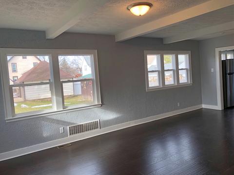 120 E 8th St, Belvidere, IL 61008 photo 7