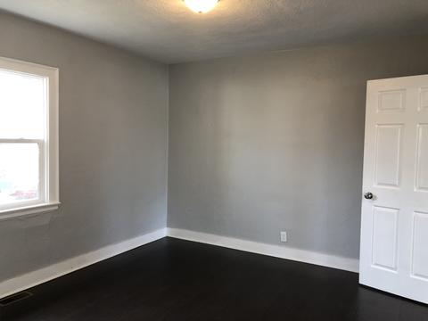 120 E 8th St, Belvidere, IL 61008 photo 12