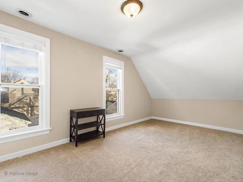 425 W Wesley St, Wheaton, IL 60187 photo 9