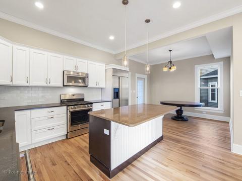 425 W Wesley St, Wheaton, IL 60187 photo 4