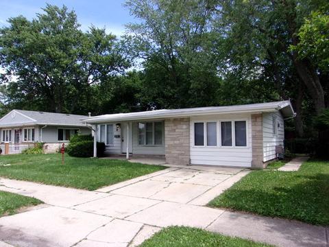 9 E Rocket Cir, Park Forest, IL 60466 photo 2