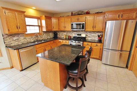 405 Feeney Dr, Minooka, IL 60447 photo 7