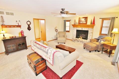 405 Feeney Dr, Minooka, IL 60447 photo 18