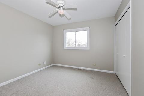 4449 Thornbark Ct, Hoffman Estates, IL 60192 photo 13