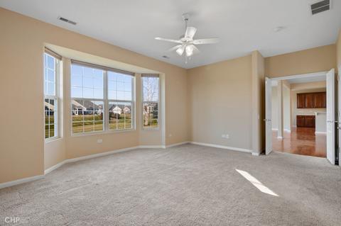 831 Rambling Brook Cir, Elgin, IL 60124 photo 18