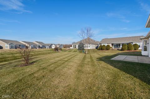 831 Rambling Brook Cir, Elgin, IL 60124 photo 31