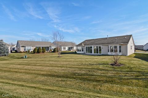 831 Rambling Brook Cir, Elgin, IL 60124 photo 30