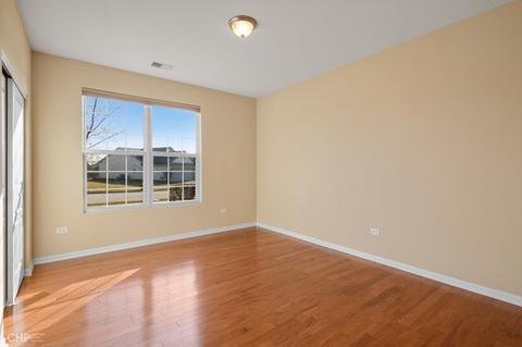 831 Rambling Brook Cir, Elgin, IL 60124 photo 21
