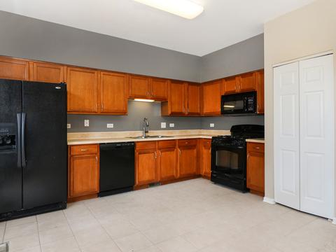 3031 Hoffman St, Plano, IL 60545 photo 9