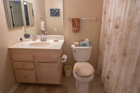 1146 Delta Ct, Elgin, IL 60123 photo 11