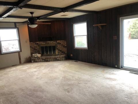 2102 Saint James St, Rolling Meadows, IL 60008 photo 6