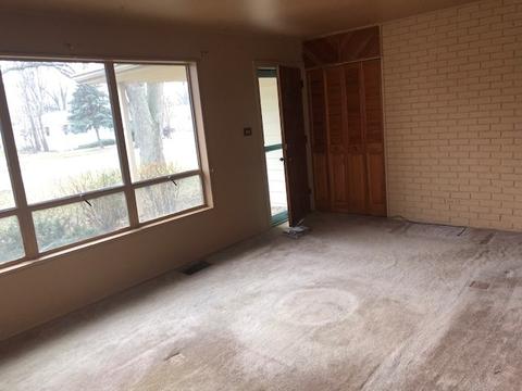 2102 Saint James St, Rolling Meadows, IL 60008 photo 2