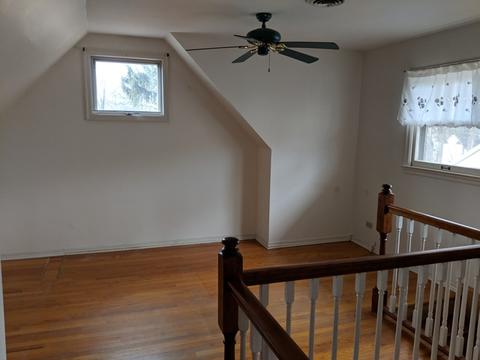 1040 Saint John St, Elgin, IL 60120 photo 15