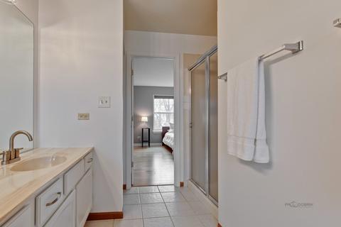 4481 Opal Dr, Hoffman Estates, IL 60192 photo 12