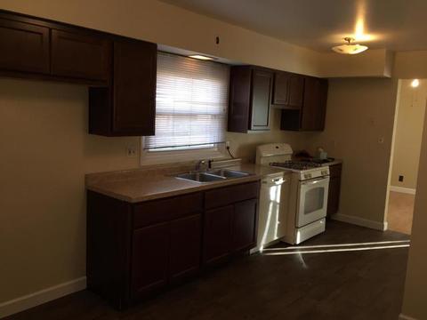 24130 W Hazelcrest Dr, Plainfield, IL 60544 photo 4