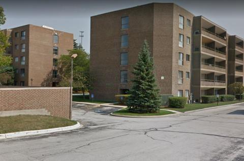 5 E Carriageway Dr #405, Hazel Crest, IL 60429 photo 1