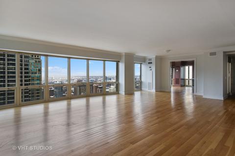 100 E Huron St #3701, Chicago, IL 60611 photo 4