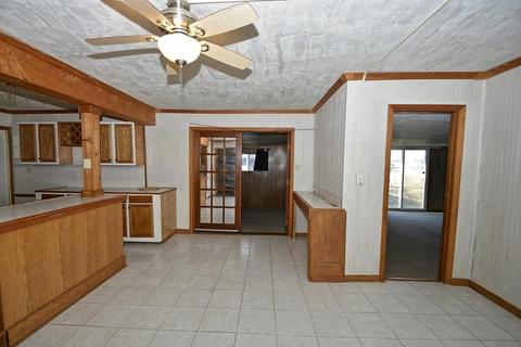 219 Hereford Ave, Steger, IL 60475 photo 12