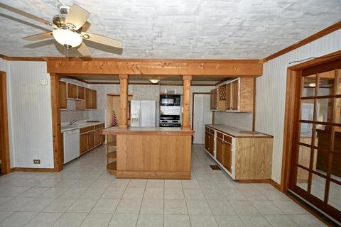 219 Hereford Ave, Steger, IL 60475 photo 11