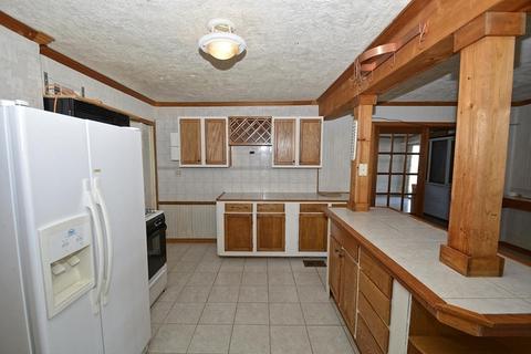219 Hereford Ave, Steger, IL 60475 photo 7