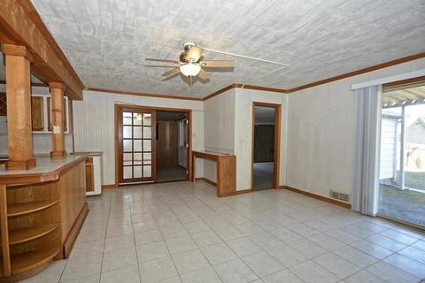 219 Hereford Ave, Steger, IL 60475 photo 9