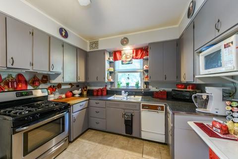 1086 S River Rd, Des Plaines, IL 60016 photo 4