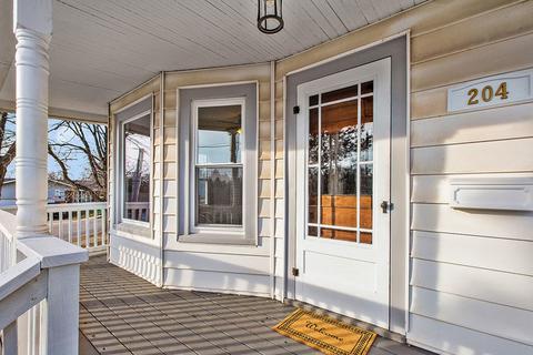 204 E 20th Ct, Lockport, IL 60441 photo 2