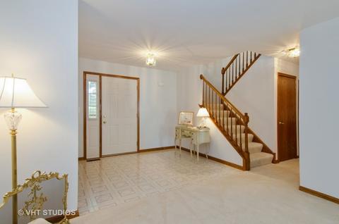 820 Harper Ave, Cary, IL 60013 photo 2