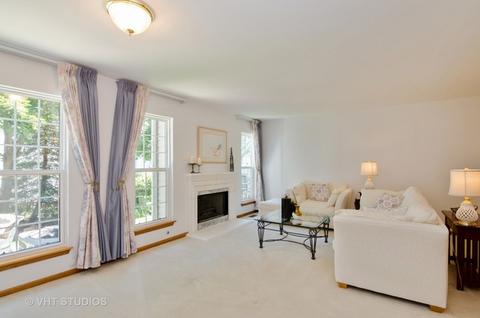 820 Harper Ave, Cary, IL 60013 photo 3