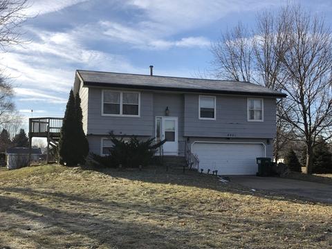 4501 Straw Ln, Roscoe, IL 61073 photo 1