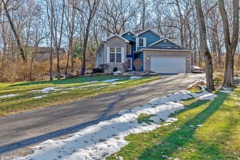 5125 E Hamlet Cir, Byron, IL 61010 photo 2