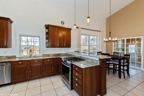 5125 E Hamlet Cir, Byron, IL 61010 photo 5