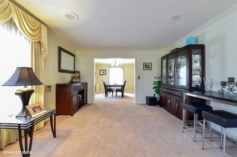 313 Queens Pkwy, Bartlett, IL 60103 photo 13