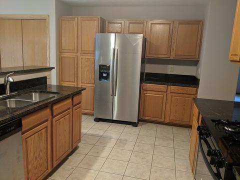 1025 Old Hunter Run, Byron, IL 61010 photo 4