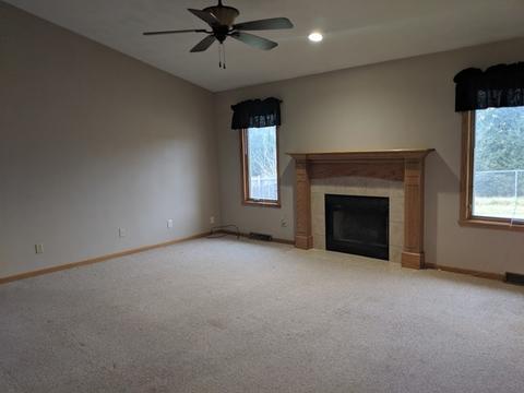1025 Old Hunter Run, Byron, IL 61010 photo 2