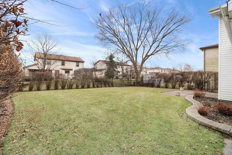619 Cherrywood Dr, Wheeling, IL 60090 photo 14