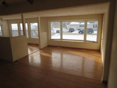 302 Venice Rd, Lakemoor, IL 60051 photo 2