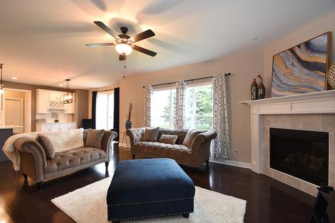 1106 E 7th St, Lockport, IL 60441 photo 5