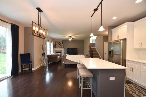 1106 E 7th St, Lockport, IL 60441 photo 10