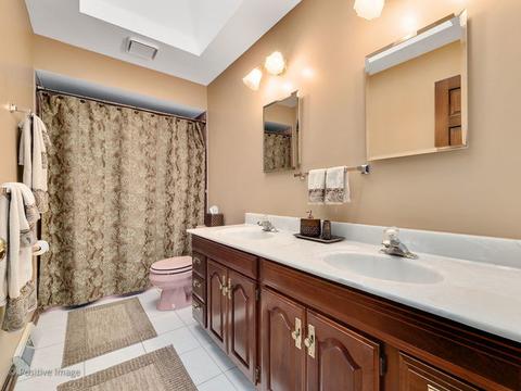340 Longfellow Dr, Wheaton, IL 60189 photo 25