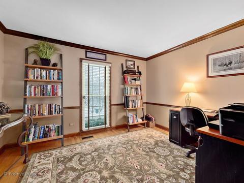 340 Longfellow Dr, Wheaton, IL 60189 photo 16
