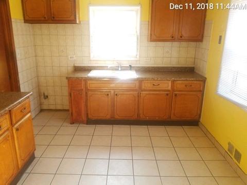 15237 Honore Ave, Harvey, IL 60426 photo 4