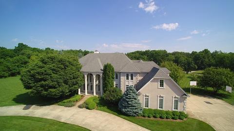 33 W646 White Thorn Rd, Wayne, IL 60184 photo 1