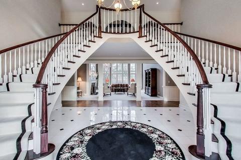 33 W646 White Thorn Rd, Wayne, IL 60184 photo 8