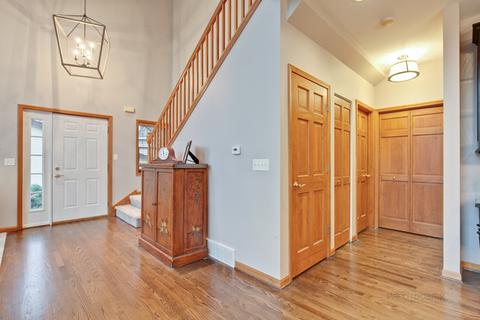 2114 Colby Dr, Mchenry, IL 60050 photo 3